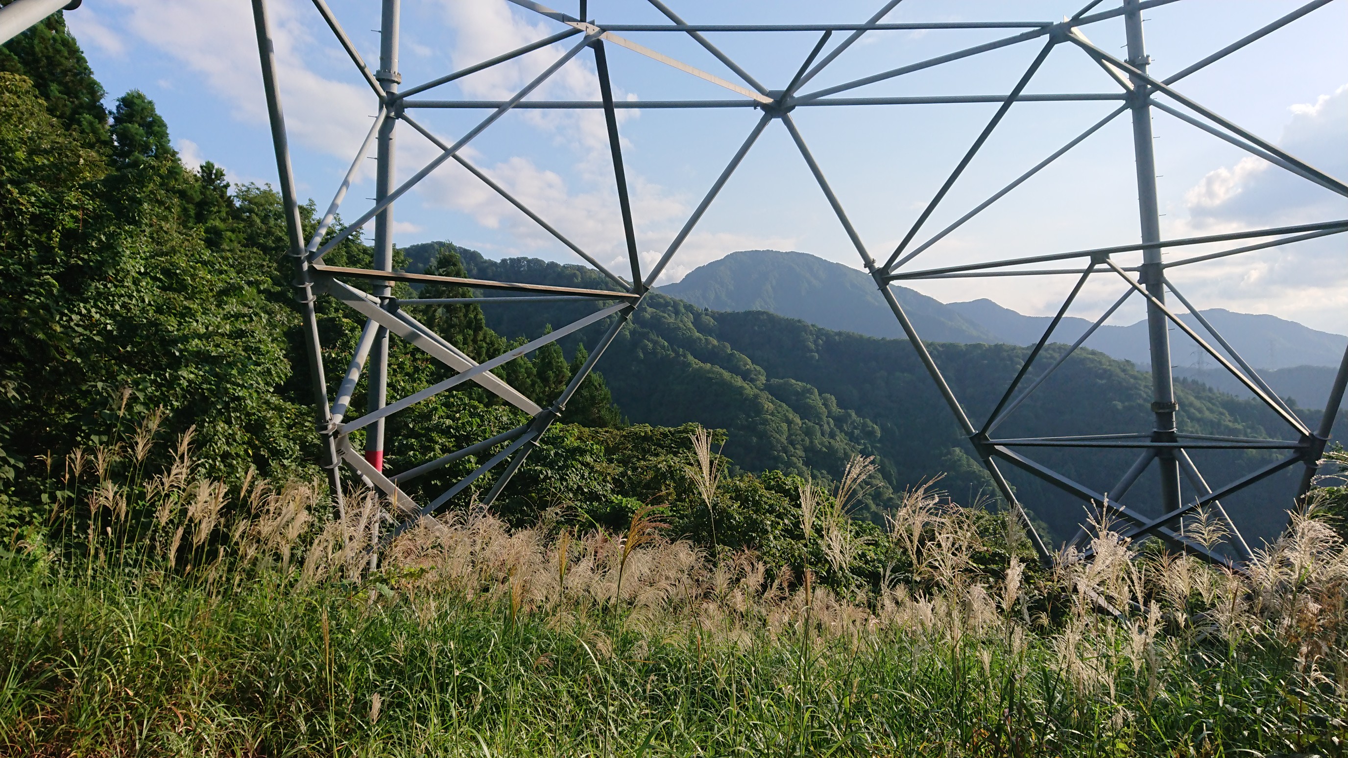 木六山・銀次郎山 101鉄塔から白山