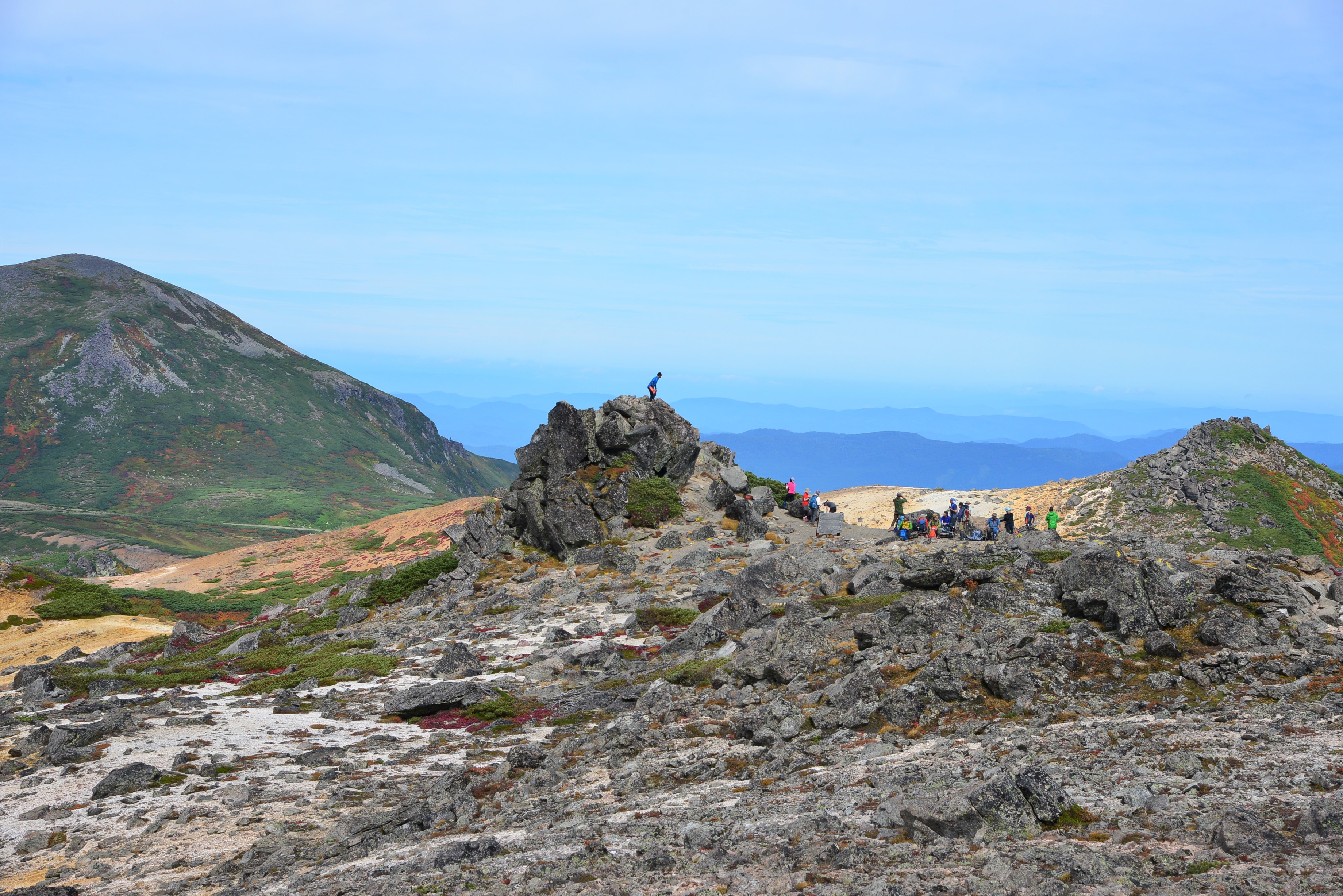 大雪山 銀泉台から赤岳 小泉岳19 09 08 M Onoさんの大雪山系 旭岳 トムラウシの活動データ Yamap ヤマップ