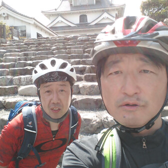 ススム