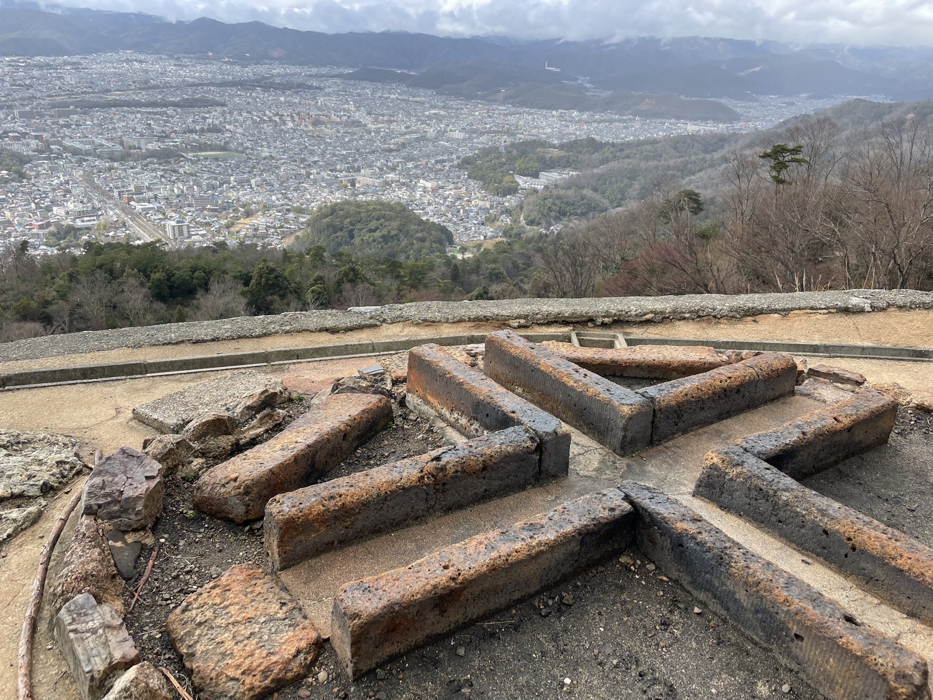 大文字山から大文字火床 オリーブさんの大文字山 如意ヶ嶽 稲荷山の活動データ Yamap ヤマップ