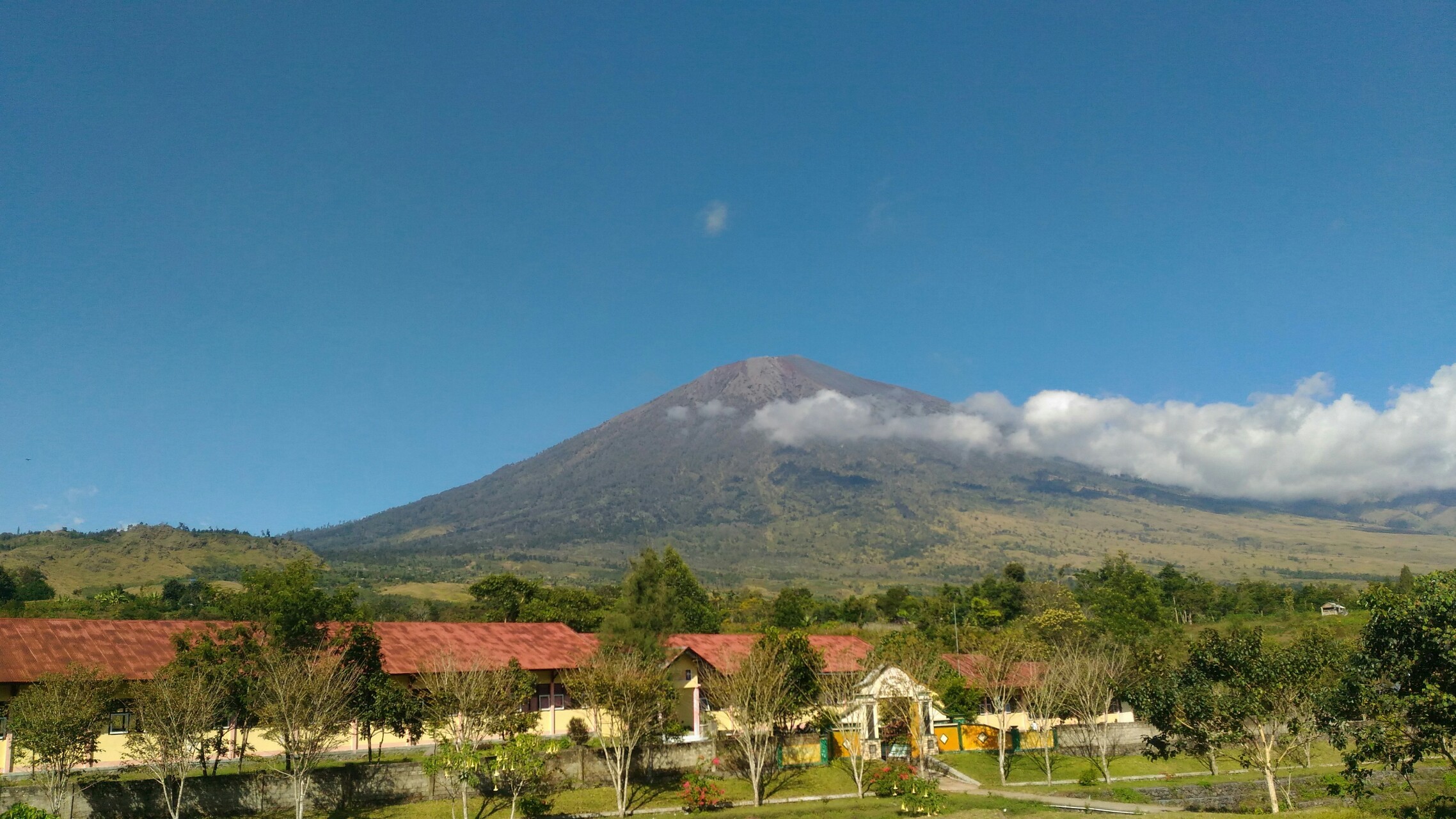 インドネシア リンジャニ山 ロンボク島 Hideboさんのデンパサール バリ島 の活動日記 Yamap ヤマップ