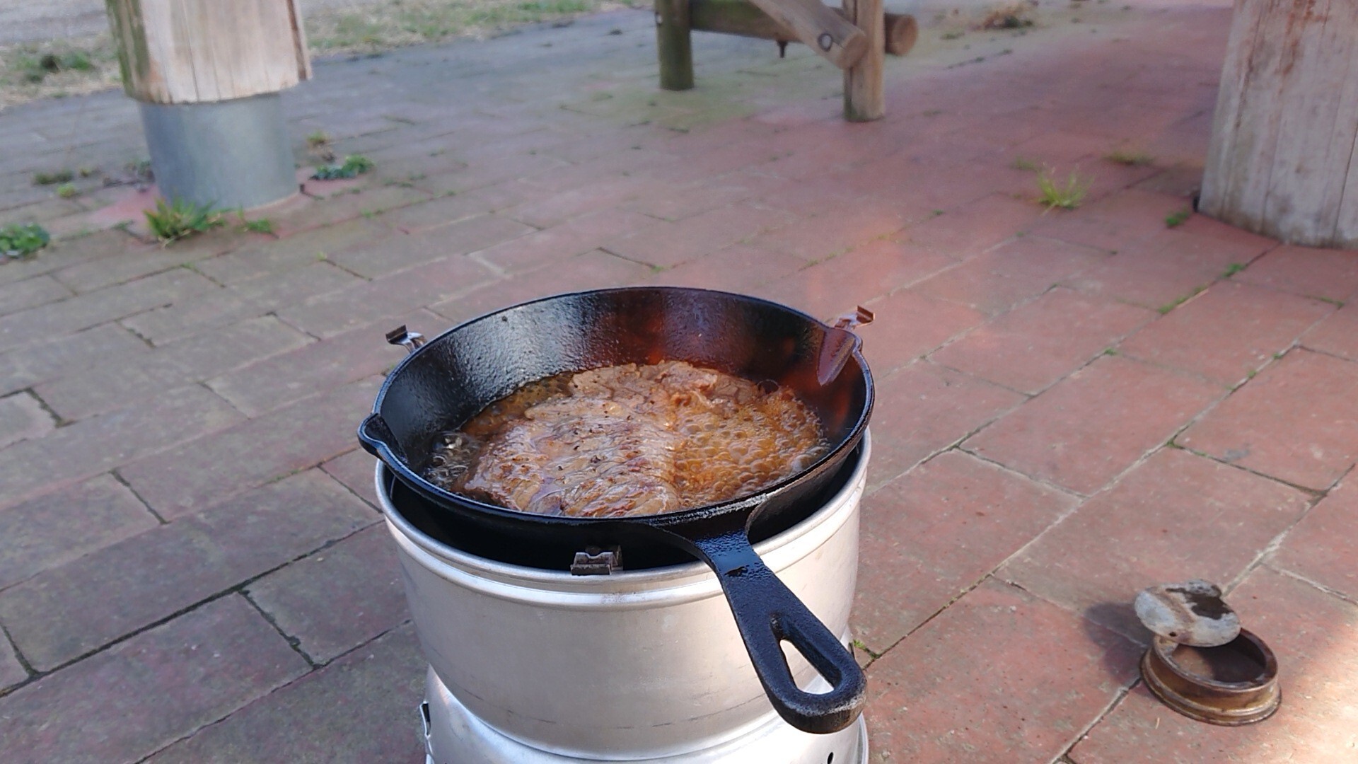 子供と山ごはん 格安肉をフランベしつつ肉うどんを食べる 湖西連峰 嵩山 神石山 03 03 じょーたろーさんの坊ヶ峰 石巻山 神石山 葦毛湿原の活動日記 Yamap ヤマップ