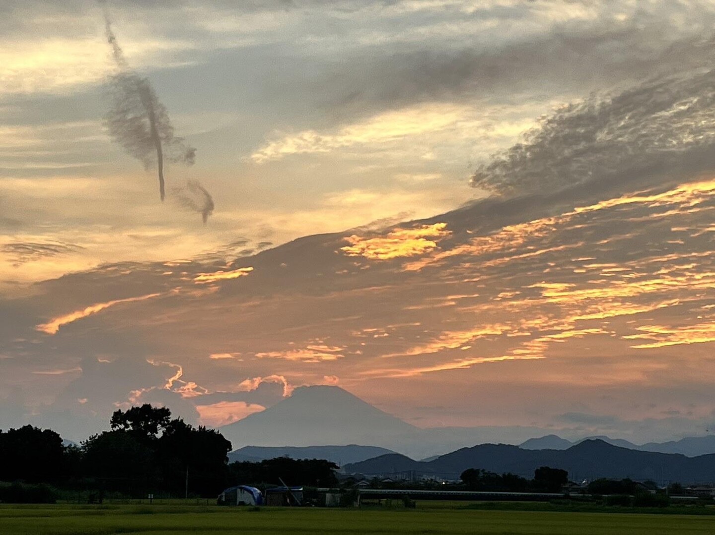 夕方も、茹だるような暑さでしたが、空は綺... / Teizan sanpoさんのモーメント | YAMAP / ヤマップ