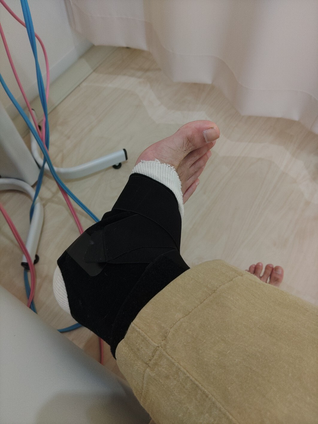 本日診察日 ギブスがとれて バンド固定も みつるさんのモーメント Yamap ヤマップ