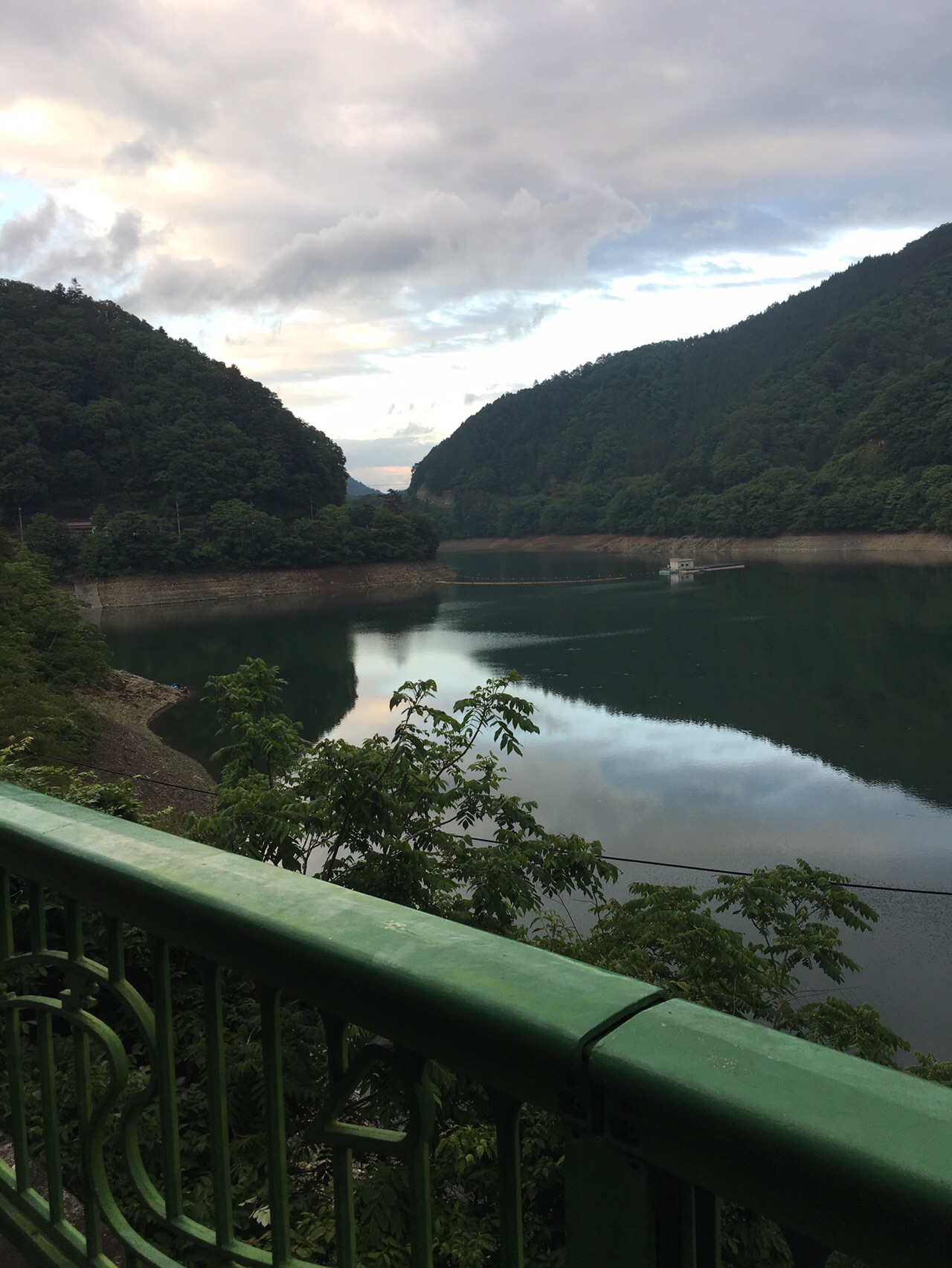 高尾山から笹尾根で三頭山まで縦走 19 06 08 たにぽんさんの高尾山 陣馬山 景信山の活動データ Yamap ヤマップ