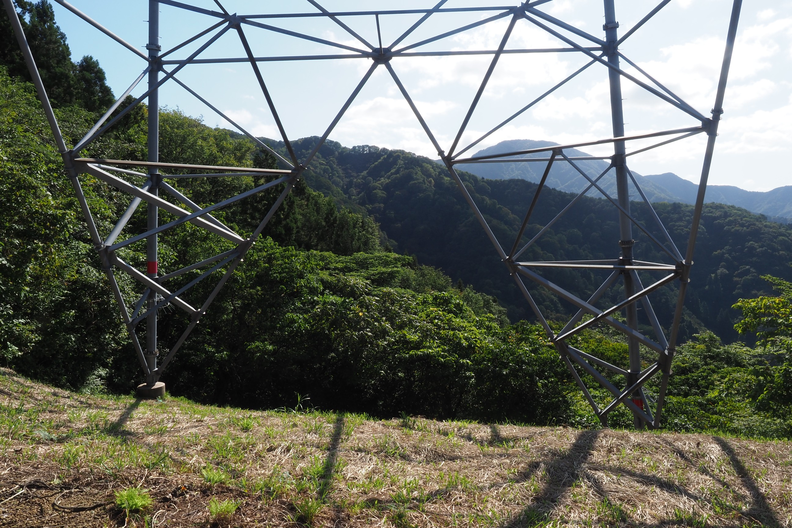 106鉄塔から白山
