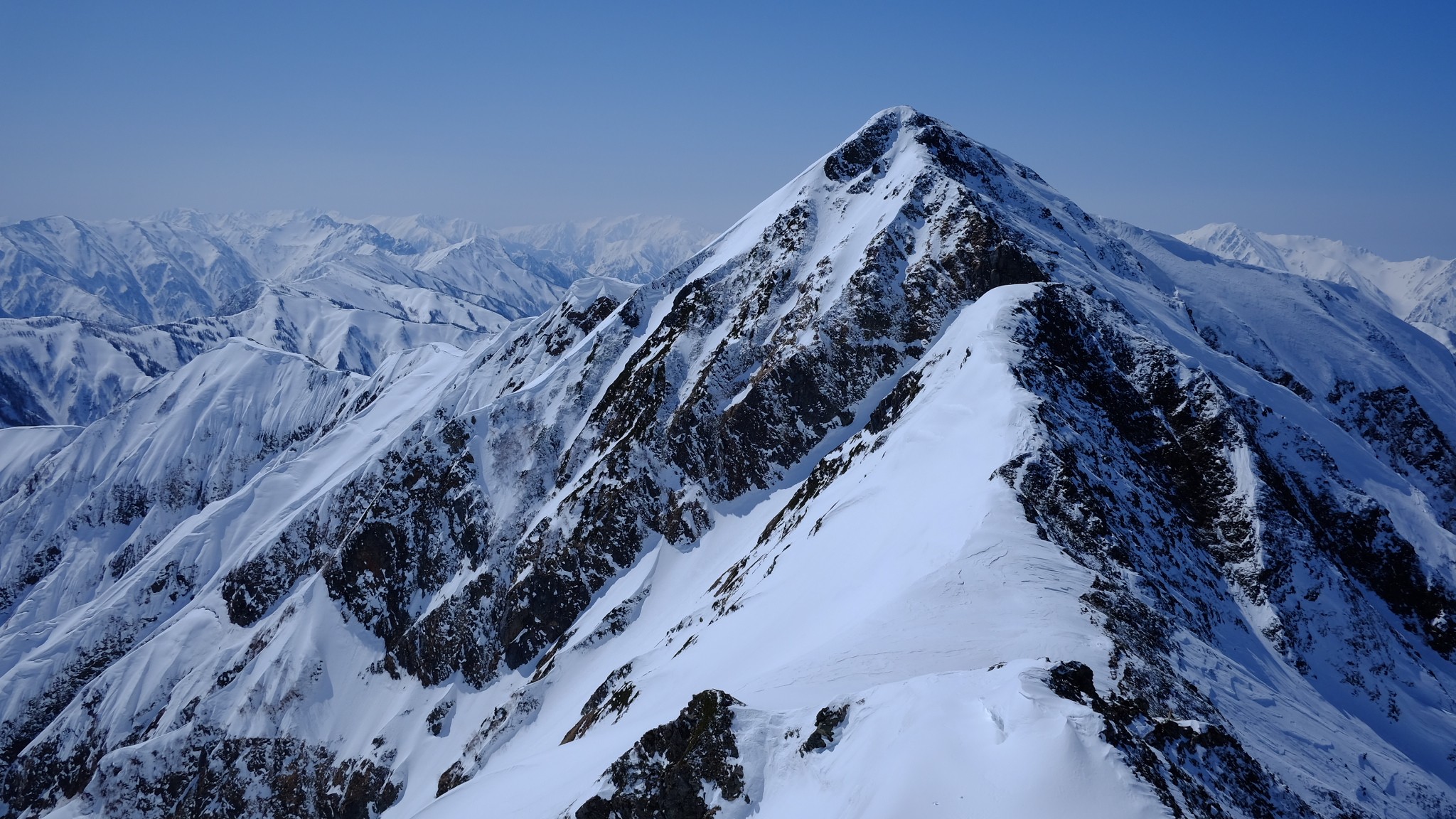 鹿島槍ヶ岳北壁ソロ 特別な山 ほしちゃんさんの鹿島槍ヶ岳 五竜岳 五龍岳 唐松岳の活動日記 Yamap ヤマップ