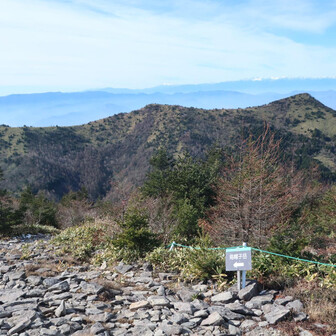 やっと、
烏帽子岳へむむけて出発