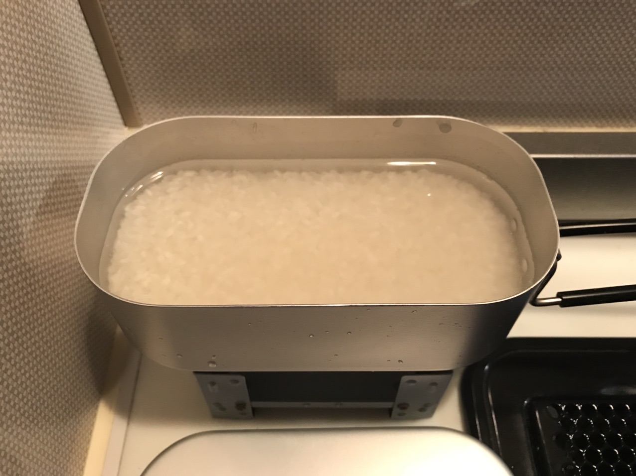 ダイソーメスティンと固形燃料用ミニストー ハスキーさんのモーメント Yamap ヤマップ