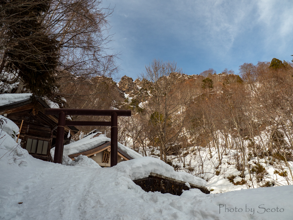 冬の戸隠神社奥社と鏡池 02 15 せおとさんの高妻山 戸隠山の活動データ Yamap ヤマップ