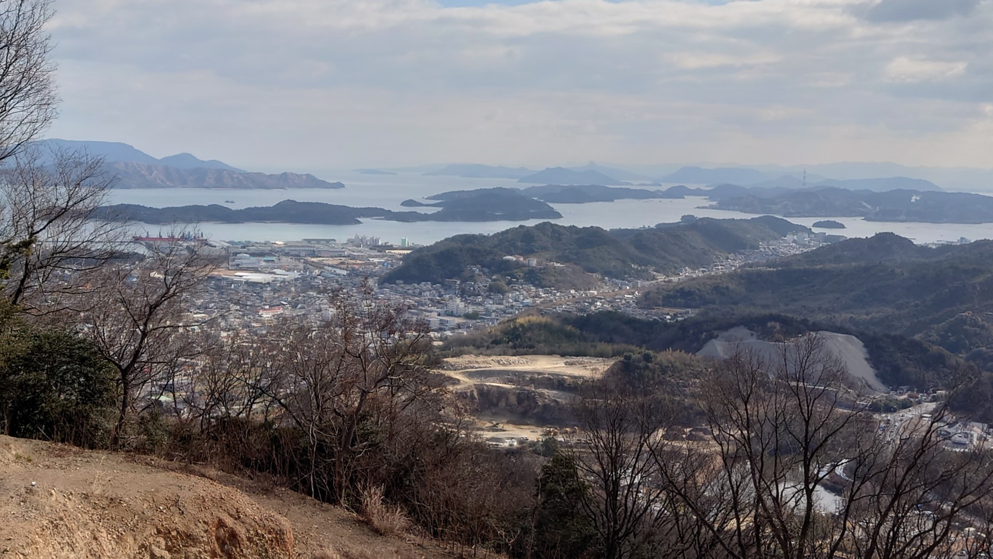 あらたやま LAST RESORT AB VM005 ATELJE LEATHER ZEBRA/BLACK 11｜SAFARI