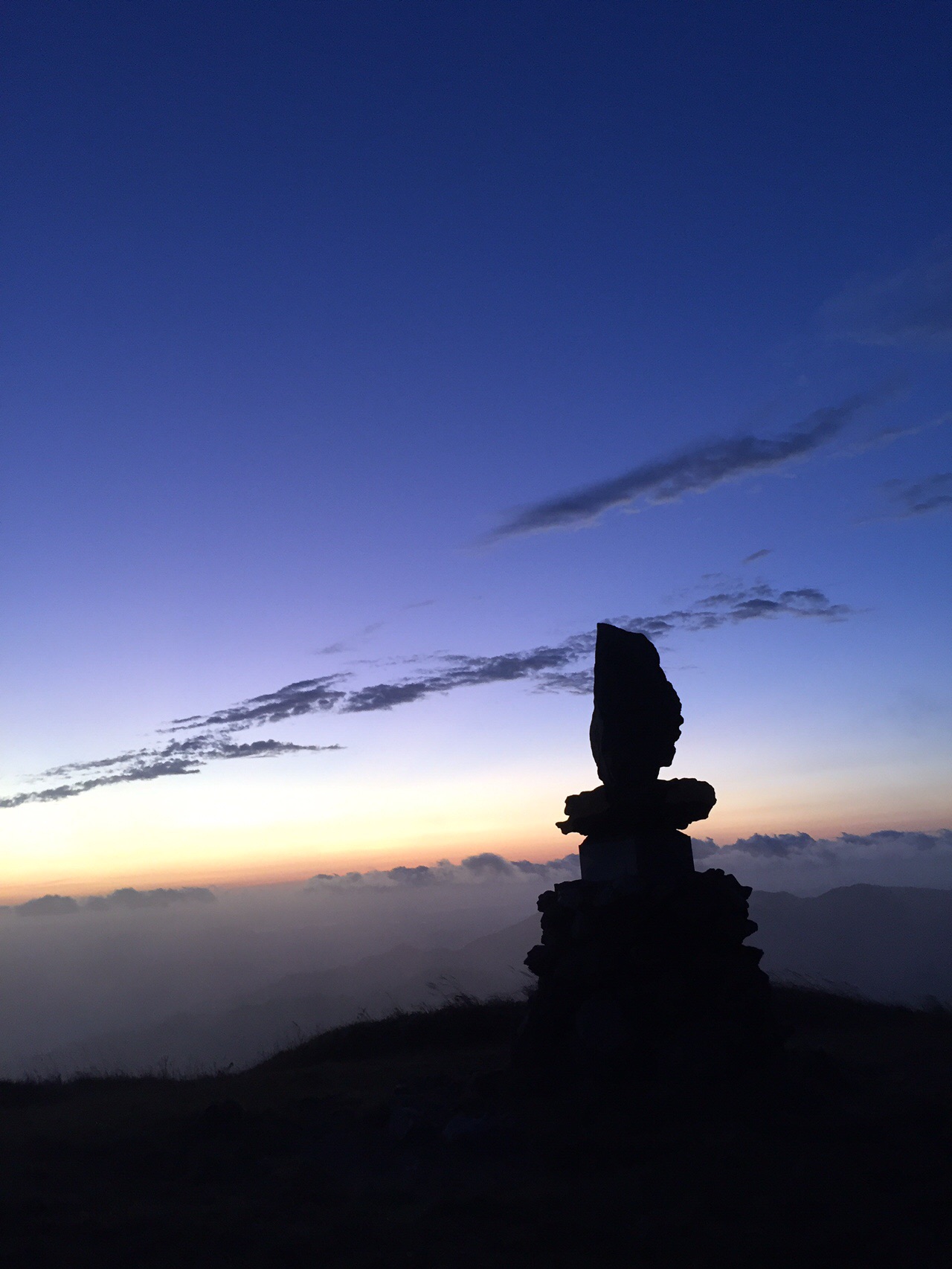 紫千振と白薊と夕焼け ロクベイさんの天山 佐賀県 の活動データ Yamap ヤマップ