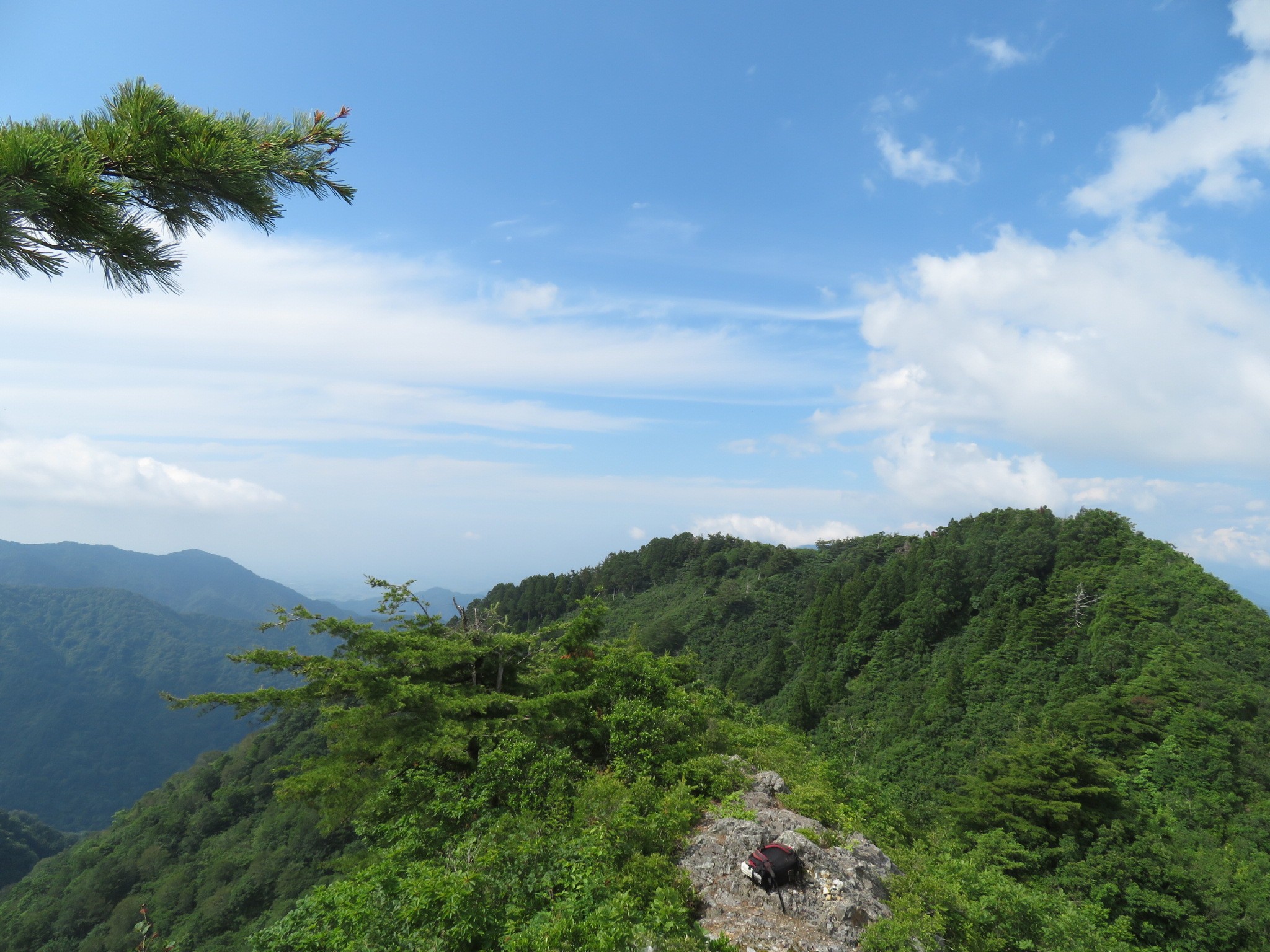 木六山・銀次郎山 毛石山