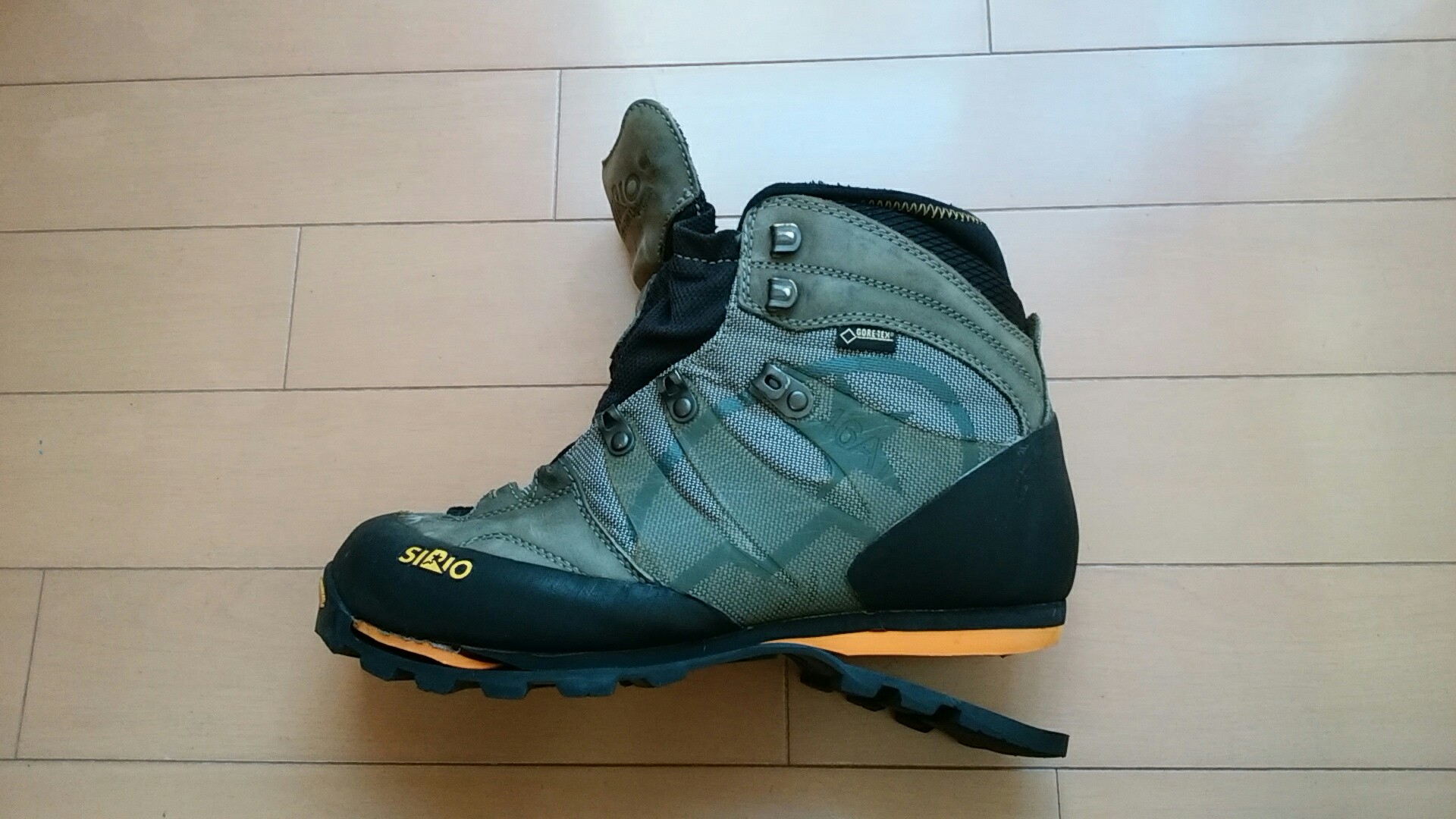 登山靴を石油ファンヒーターで溶かした大馬鹿な登山初心者 Qvfkwさんの高尾山 陣馬山 景信山の活動日記 Yamap ヤマップ