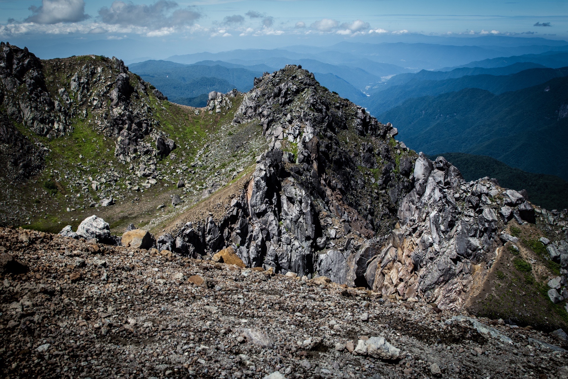 山の日 噴煙あがる焼岳 新中の湯ルート こーき Koki Watanabeさんの槍ヶ岳 穂高岳 上高地の活動データ Yamap ヤマップ