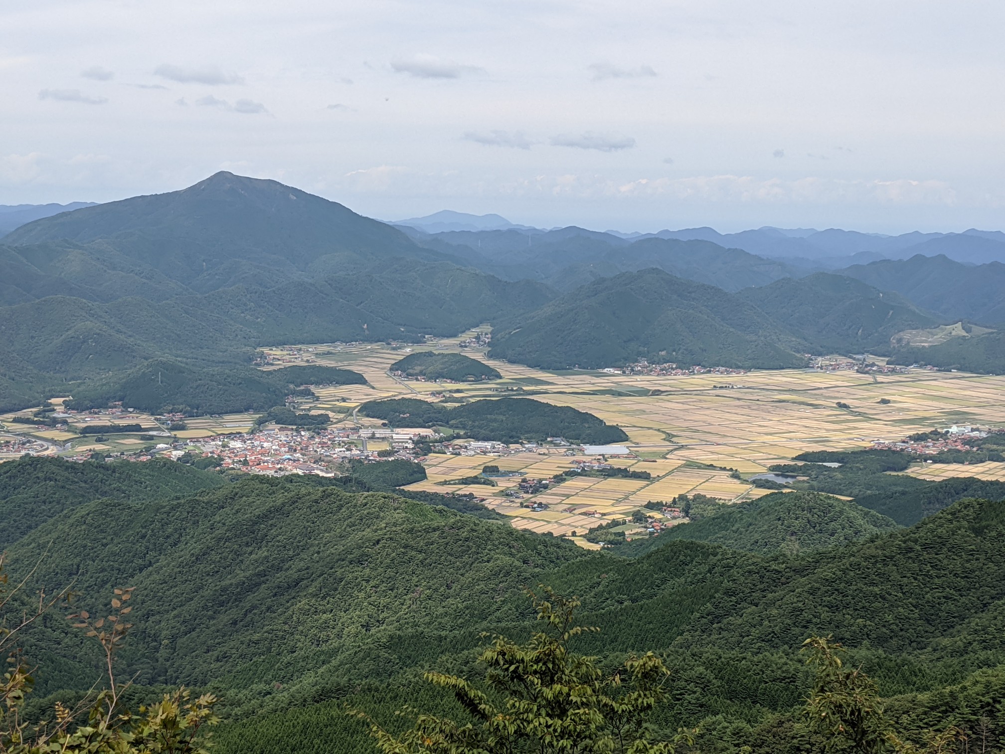 十種から望み 十種を望む 十種ヶ峰 野道山 三ツヶ峰 テッツーさんの野道山 三ツヶ峰の活動データ Yamap ヤマップ