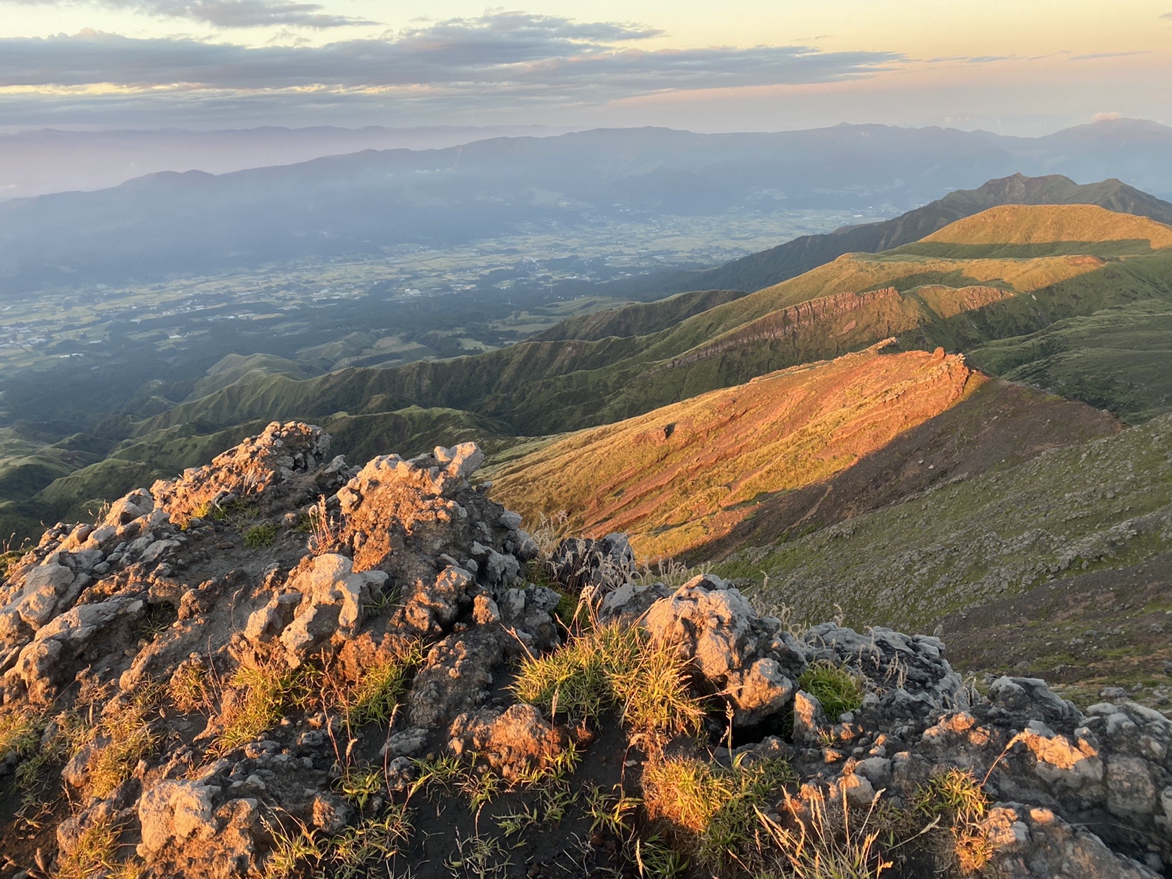 阿蘇中岳 高岳 朝駆け あっとまゆさんの阿蘇山 高岳 根子岳の活動データ Yamap ヤマップ