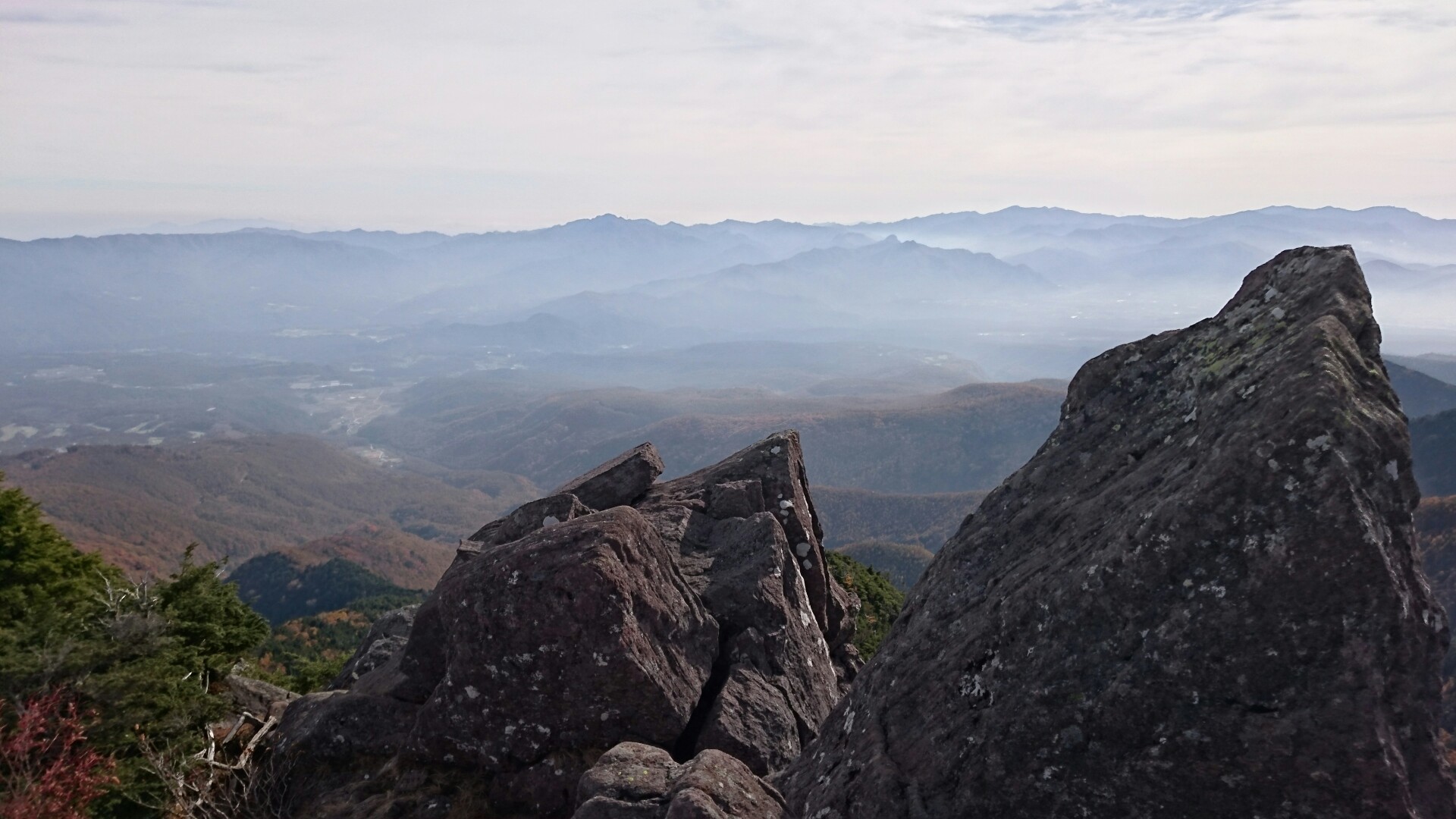 景石（八ヶ岳） 景石（八ヶ岳）