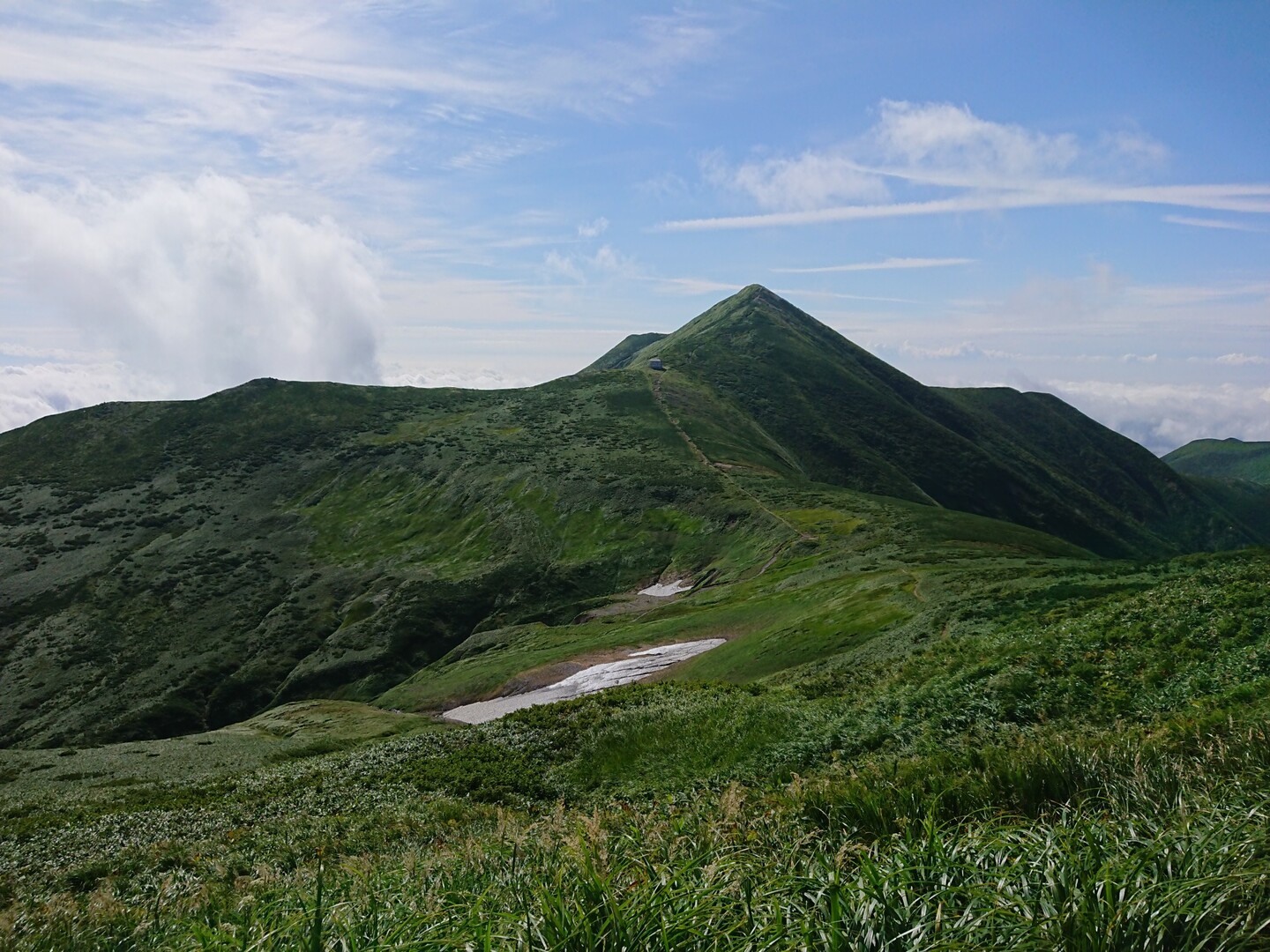 大朝日岳 日暮沢小屋から縦走 周回 プリマティさんの大朝日岳 朝日連峰 祝瓶山の活動データ Yamap ヤマップ