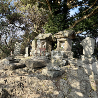 三浦富士は、昔から地元の方に敬われていたんでしょうね。