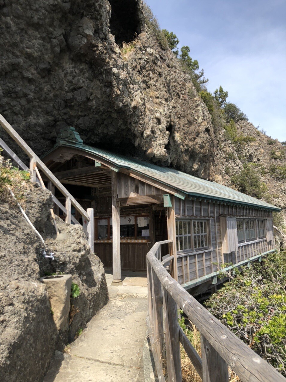 石廊崎 石室神社へ まゆげんさんの南伊豆町の活動日記 Yamap ヤマップ