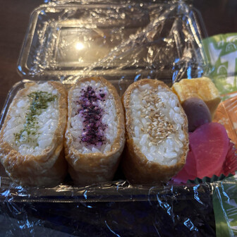 再び七丈小屋へ帰ってきました🛖
ご厚意で中で食べさせていただきました🍱
本当に優しい小屋番さんでした