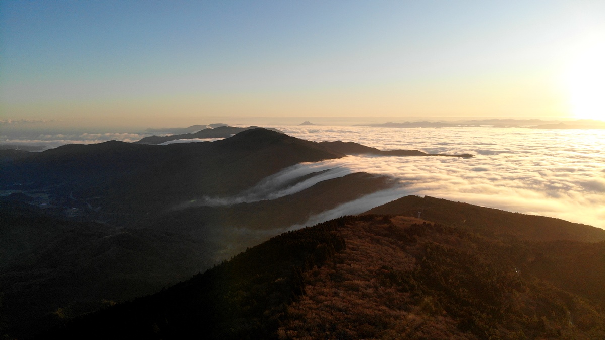 溢れ出る大江山の雲海 やまちゃんさんの大江山連峰トレイルの活動データ Yamap ヤマップ