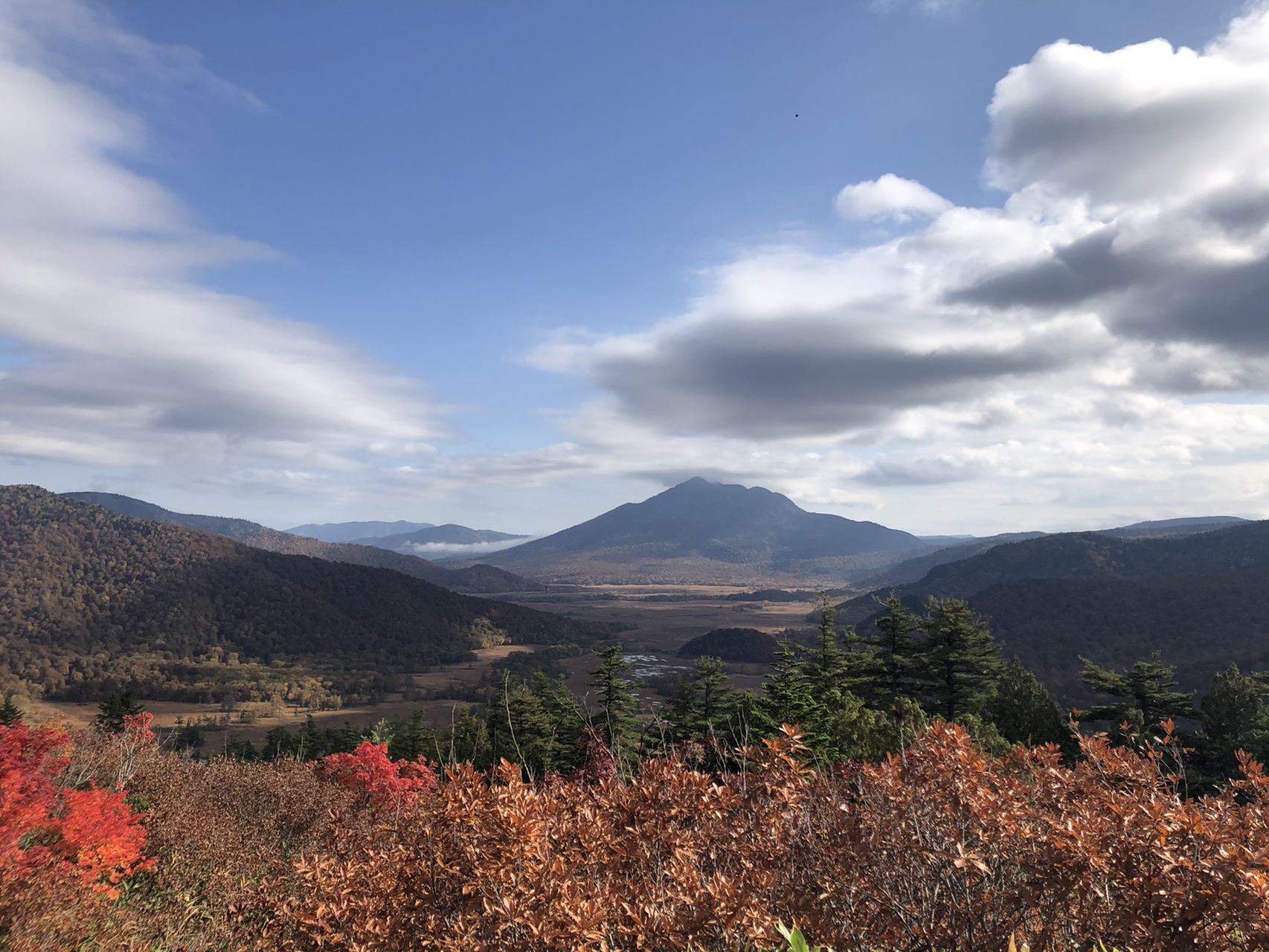 紅葉の尾瀬ハイキング 至仏山 Tsuneboyさんの尾瀬 燧ヶ岳の活動データ Yamap ヤマップ