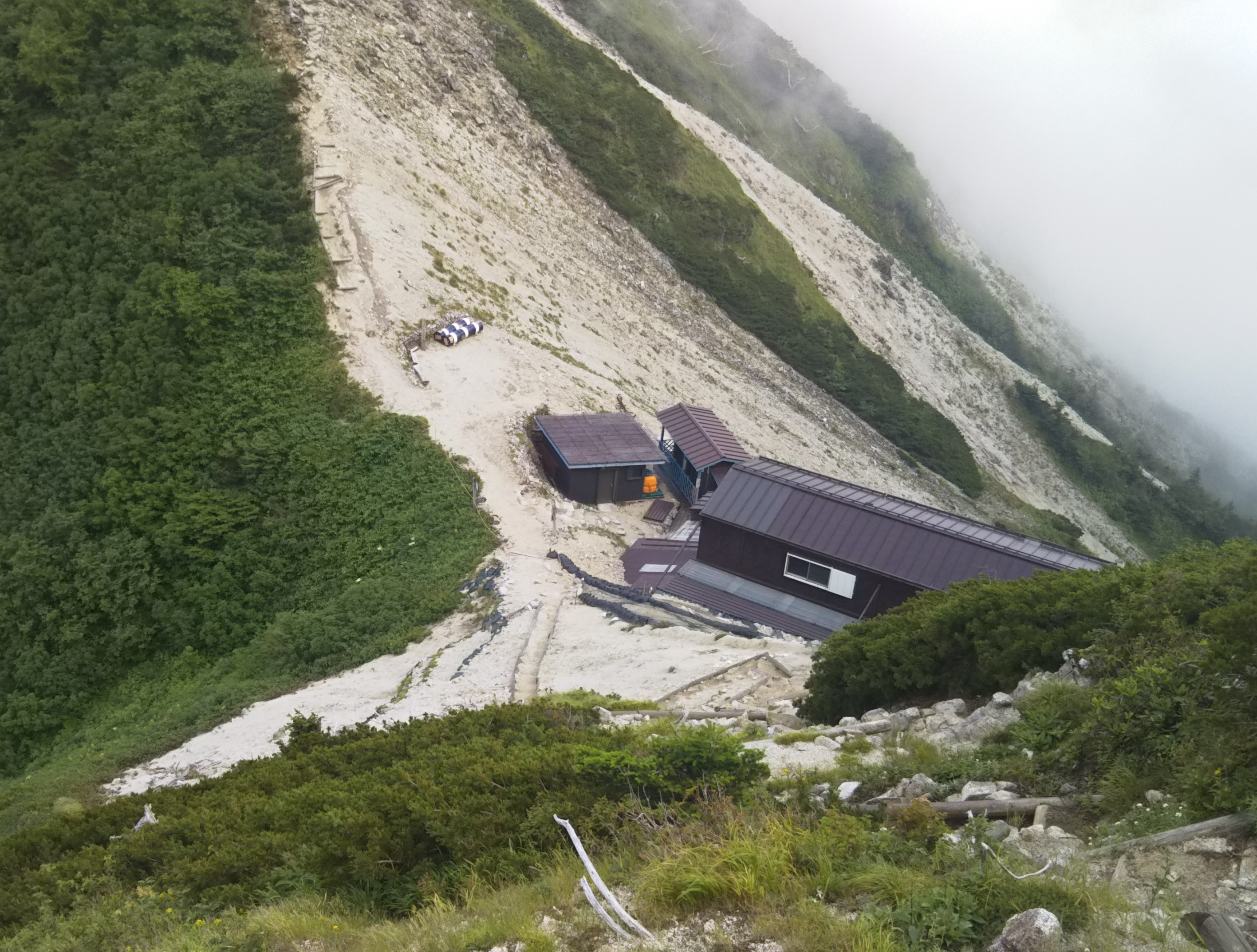 千畳敷 空木岳 天空の稜線歩き ちゃっといじゃさんの木曽駒ヶ岳 空木岳 越百山の活動日記 Yamap ヤマップ