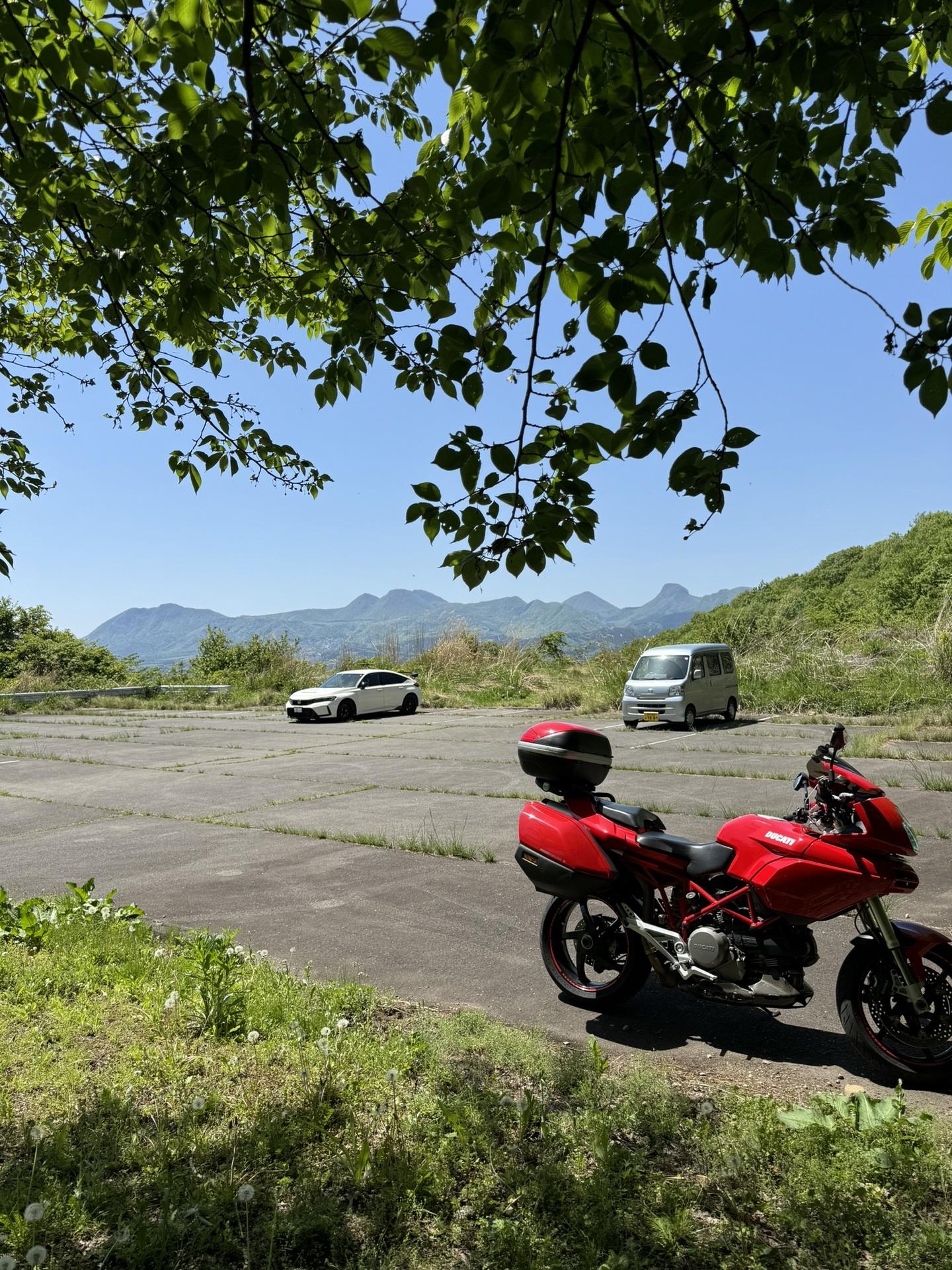 駐車場🅿️は2台でした