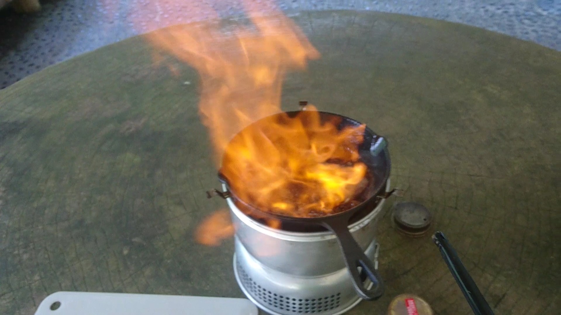 子供と山ごはん 格安肉をフランベしつつ肉うどんを食べる 湖西連峰 嵩山 神石山 03 03 じょーたろーさんの坊ヶ峰 石巻山 神石山 葦毛湿原の活動日記 Yamap ヤマップ