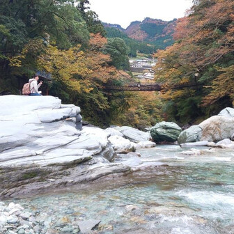 あけー