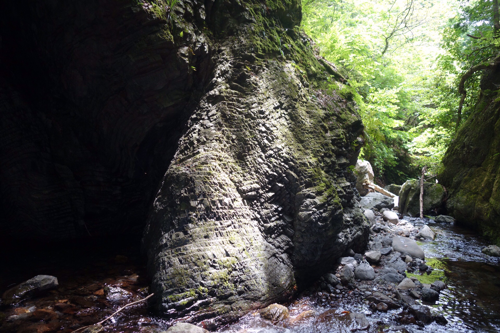 倉見山 岩岳 19 05 26 おかまの滝 Metaboさんの倉見山 岩岳の活動日記 Yamap ヤマップ