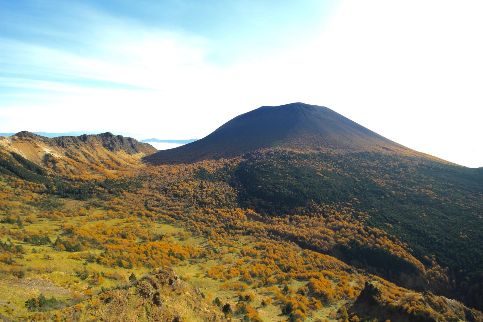 ゴールドな浅間山を見に😆 / ハルセロナさんの浅間山・黒斑山・篭ノ登山の活動データ | YAMAP / ヤマップ