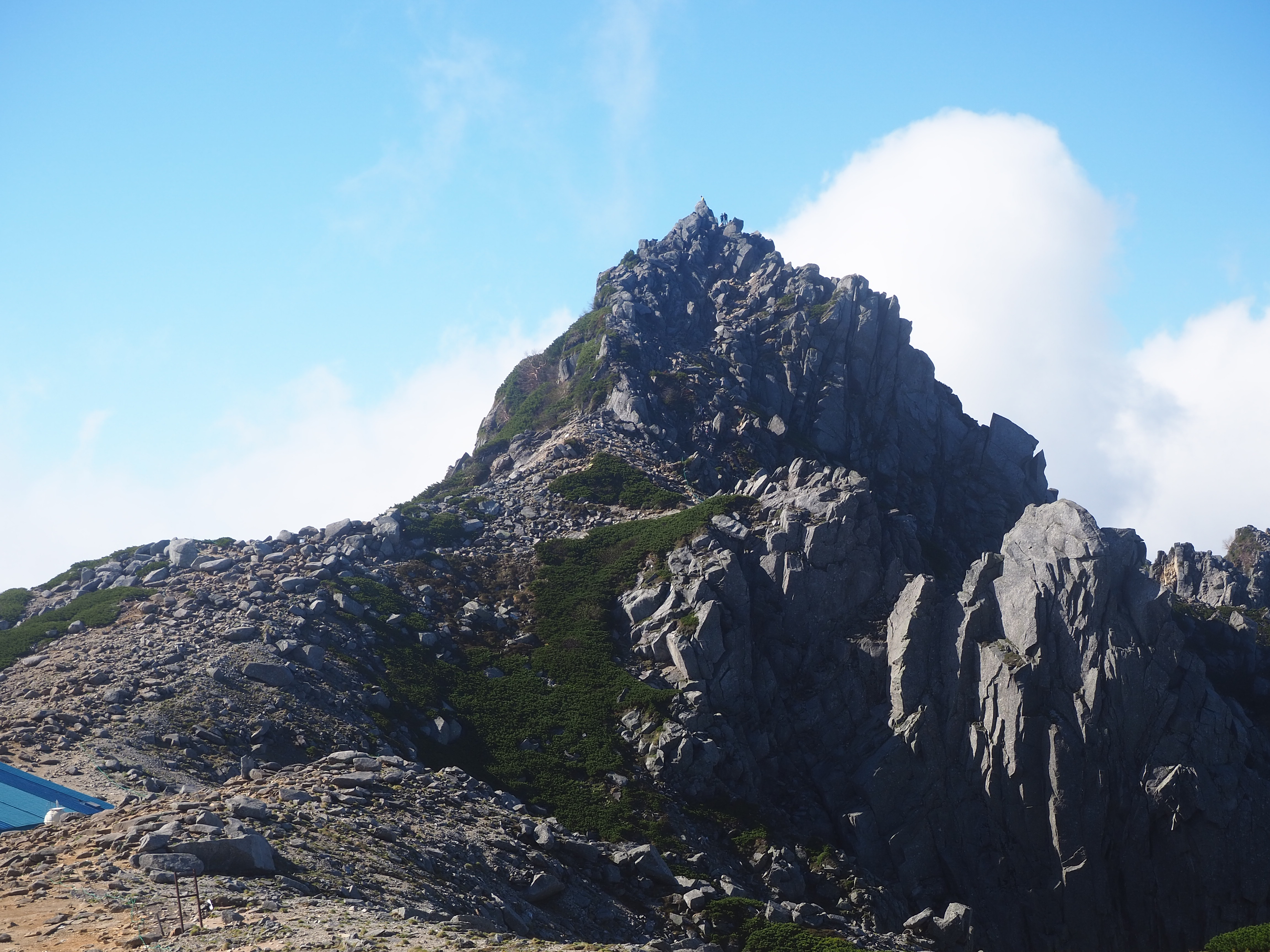 伊那前岳 木曽駒ヶ岳 宝剣岳 06 21 Kamaさんの木曽駒ヶ岳 空木岳 越百山の活動データ Yamap ヤマップ