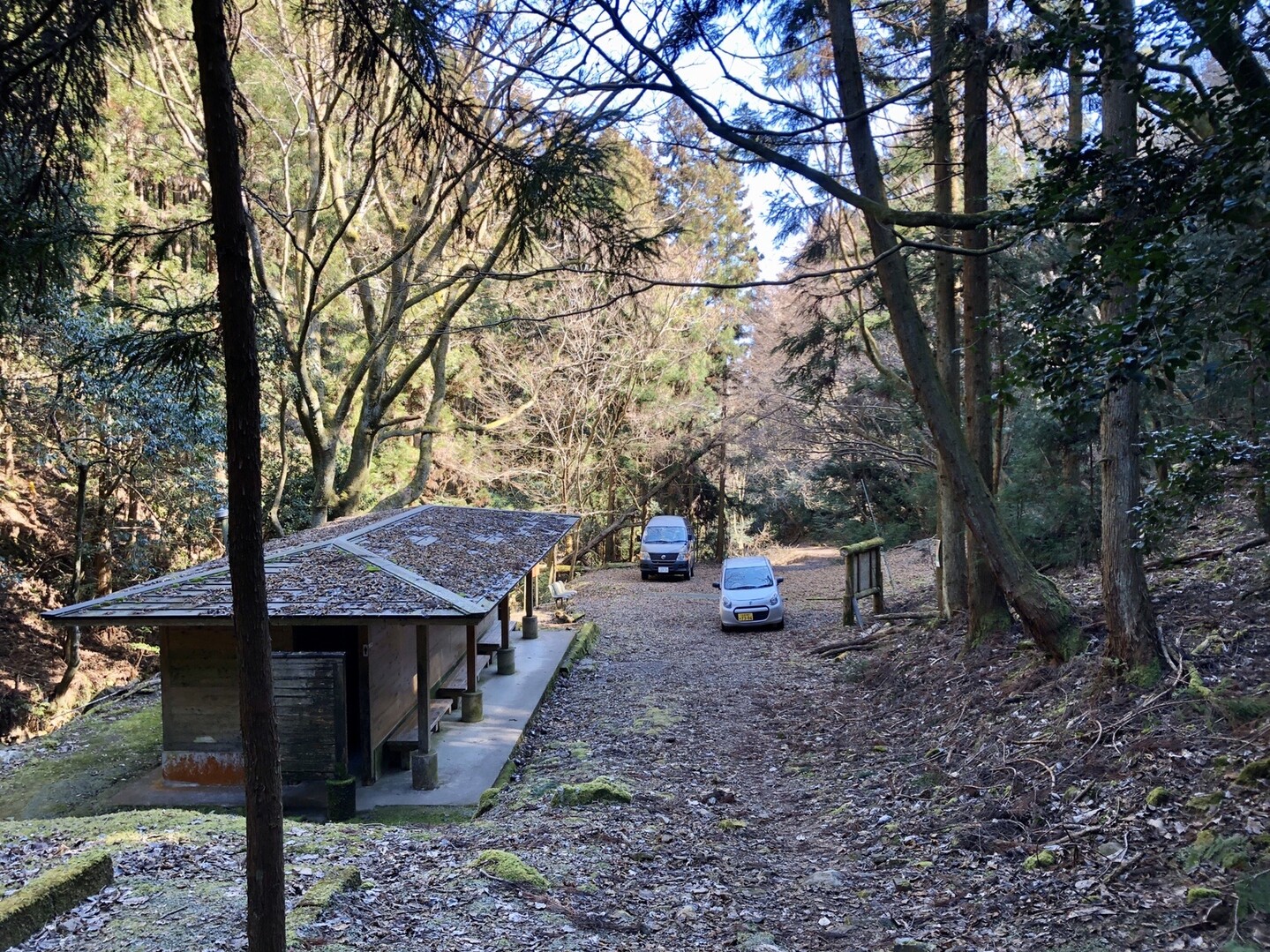 音羽山 千頭岳 岩間寺 静かな山がザワザワした日 るんちょこさんの音羽山 醍醐山の活動日記 Yamap ヤマップ