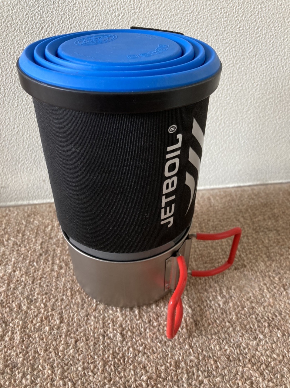 ジェットボイル　マイクロモ JETBOILマイクロモ(φ10.4cm×高さ16.5cm/カーボン) 1824380 JETBOIL