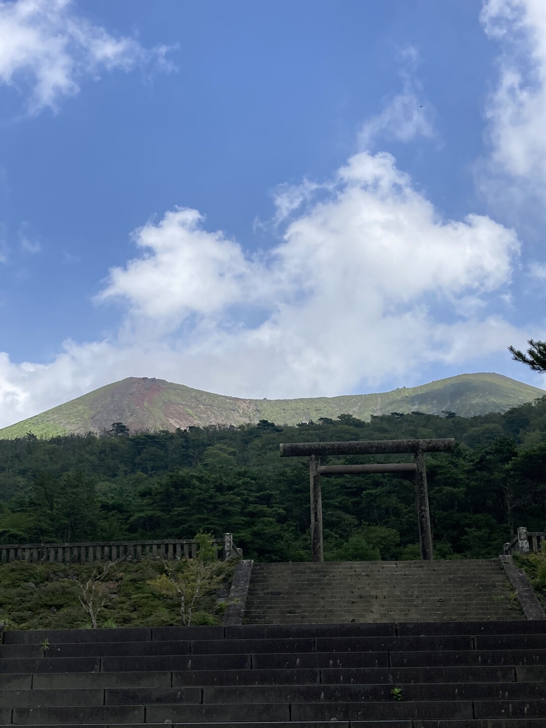 御鉢・高千穂峰（霧島山） / マサアキさんの霧島山・韓国岳・高千穂峰・夷守岳・烏帽子岳の活動データ | YAMAP / ヤマップ
