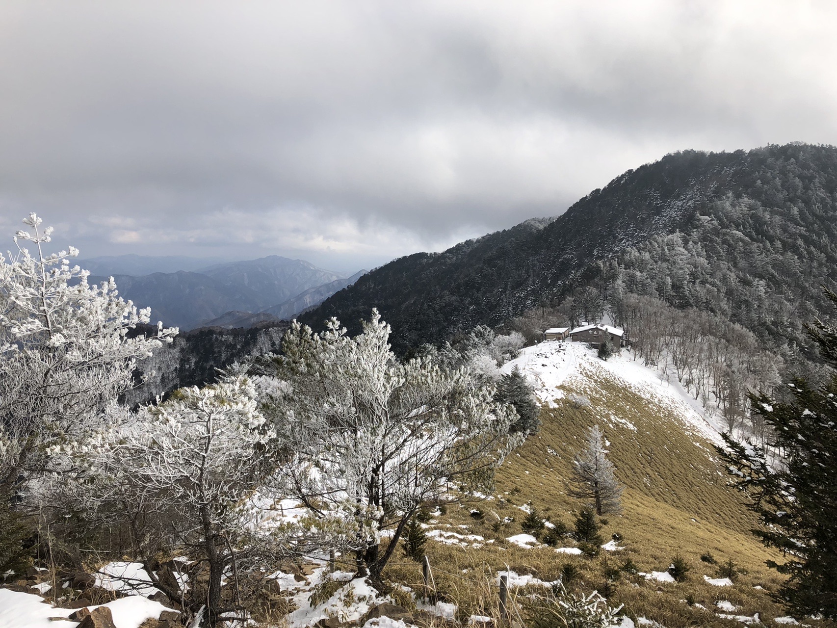 厳冬期の大菩薩嶺へ ユル雪山登山 01 22 Rimさんの大菩薩嶺 鶏冠山 大マテイ山の活動データ Yamap ヤマップ