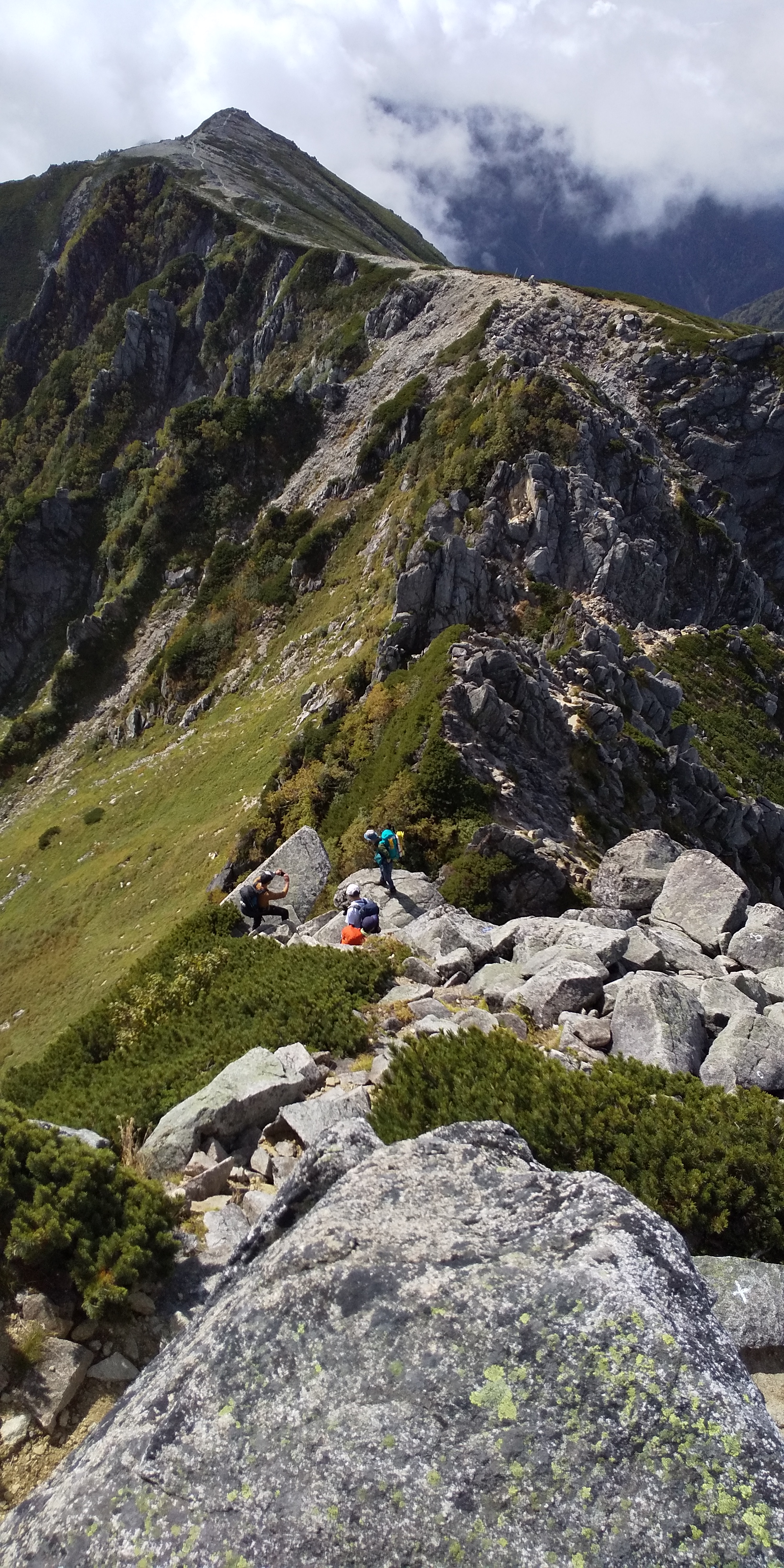 木曽駒ヶ岳で凄い日の入りを見た づめさかさんの木曽駒ヶ岳 空木岳 越百山の活動日記 Yamap ヤマップ