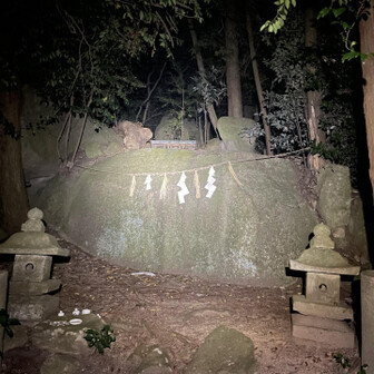 不気味な…
いや、やめておこう