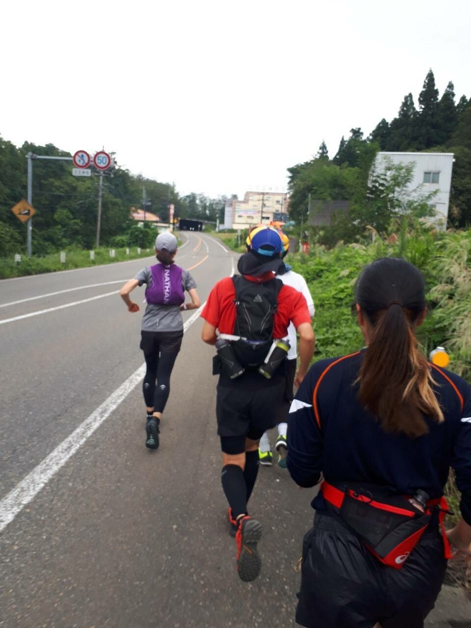 ラブホの煌めきトレイルラン28キロ ぷみぱんださんの時水城山 丸山の活動日記 Yamap ヤマップ