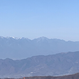 甲斐駒ヶ岳に鳳凰三山と仙丈ヶ岳