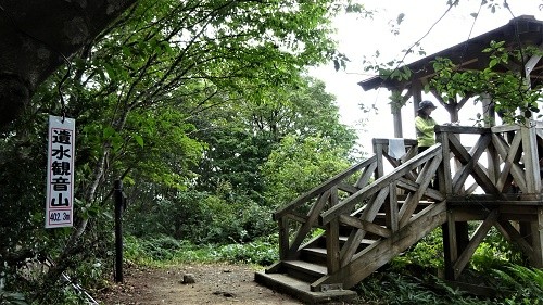 遺水観音山 09 09 加賀の里山逍遥 観音霊水汲み場に車を置き 林道を戻り つくばね新道 で登り 観音堂経由の 遺水禅定道 で降りた ギヤさんさんの金沢市の活動データ Yamap ヤマップ