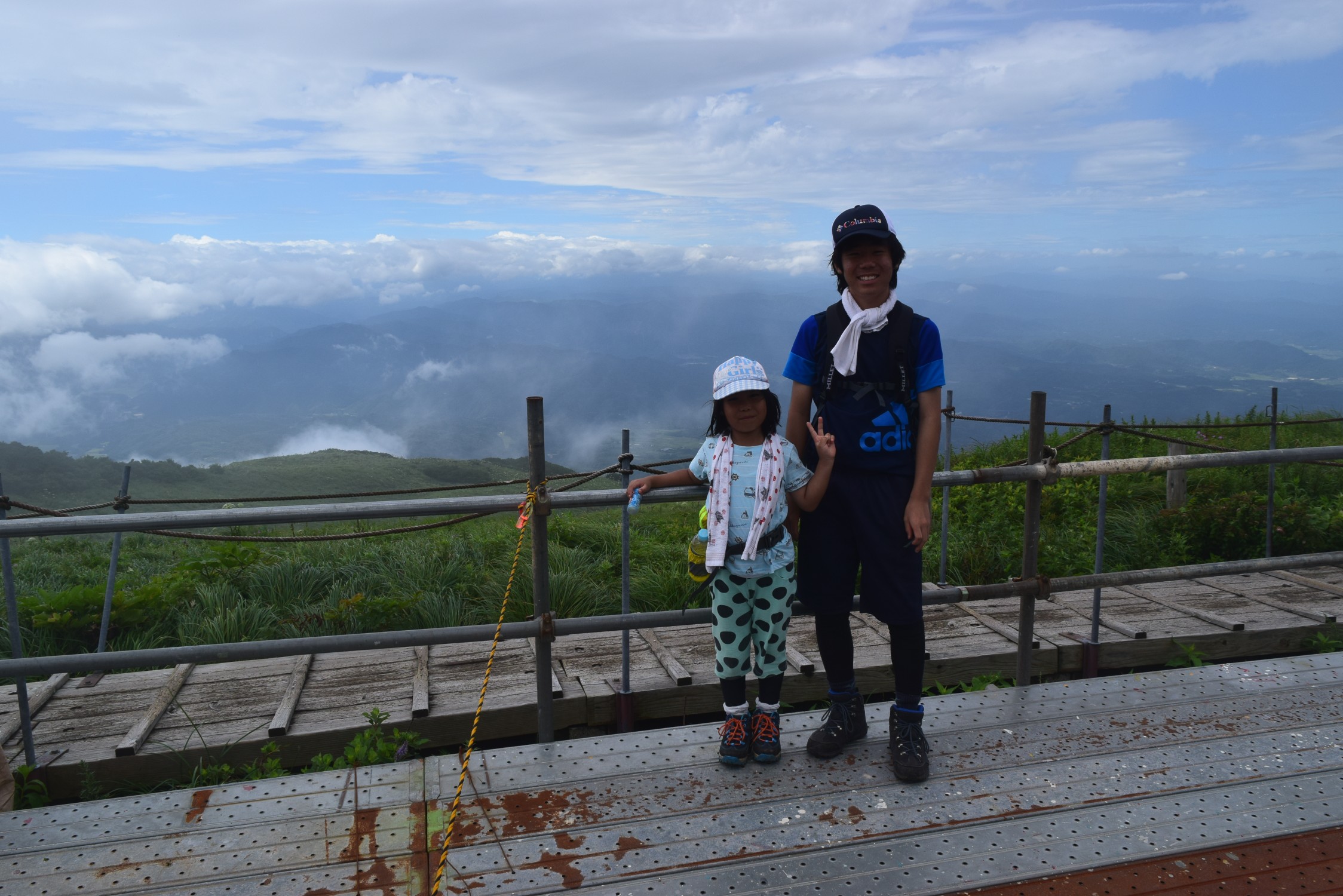 大山 弥山 山頂 仮 工事現場を見に行こう かずかずさんの大山 鳥取県 甲ヶ山 野田ヶ山の活動日記 Yamap ヤマップ