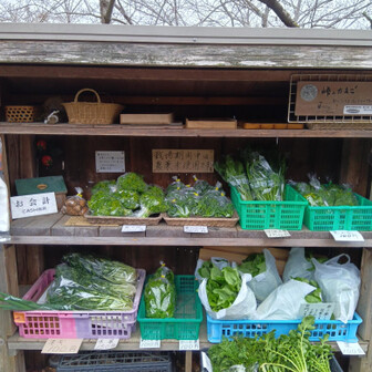 生駒山・神津嶽・大原山 ラッキーガーデン前
ニシモトさんのお野菜
