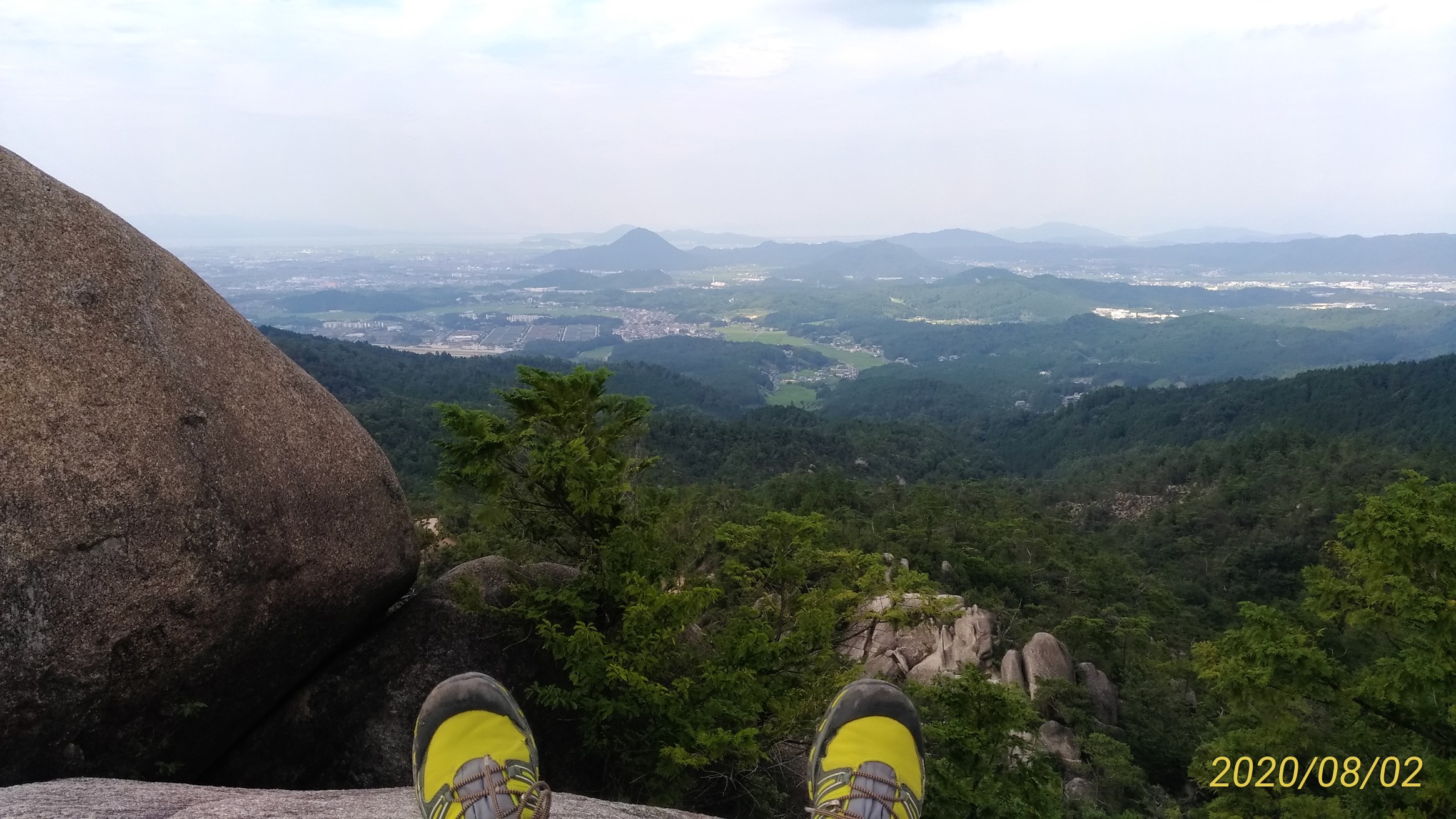 桐生観光協会駐車場 子鶏冠山 鶏冠山 天狗岩 水晶谷線のループ Tsu5296さんの金勝アルプス 鶏冠山 竜王山 の活動データ Yamap ヤマップ