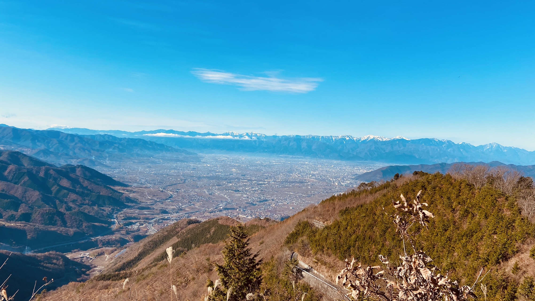甲州高尾山 棚横手山 源次郎岳 Sonさんの甲州高尾山 山梨県甲州市 高宕山 源次郎岳の活動データ Yamap ヤマップ