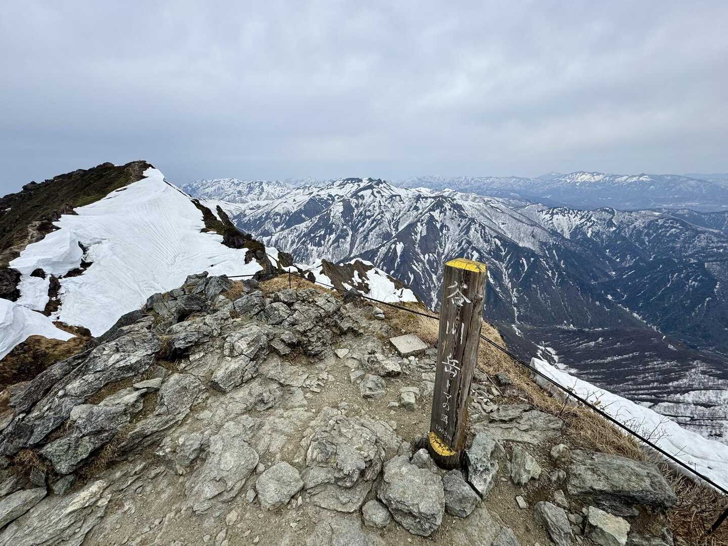 谷川岳 オキノ耳・トマの耳 / はっと🍀さんの谷川岳・七ツ小屋山 谷川岳 オキノ耳・トマの耳 / はっと🍀さんの谷川岳・七ツ小屋山