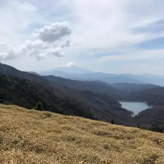大菩薩湖（上日川ダム）